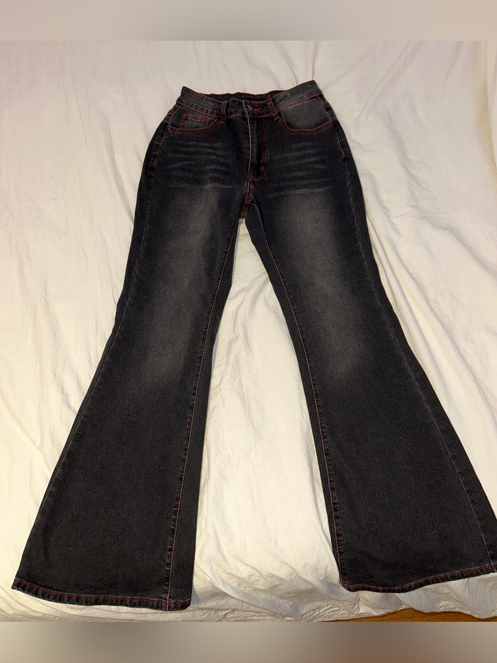 ROMWE Flared Butterfly Jeans Size M